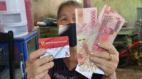 bansos, bantuan, blt, BPNT, cair, cara, cek, desil, DTKS, DTSEN, jadwal, Kemensos, kesra, KPM, ktp, nik, Pangan, Penerima, Perlinsos, PKH, Sembako, Tanda, tunai