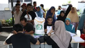bantuan-pangan-beras-atau-bansos-beras-di-kawasan-jakarta-senin-1352024-cnbc-indonesiatri-susilo 2026, 30 Kg, bansos, beras, cara, cek, Desember, Mekanisme, Oktober, Penerima